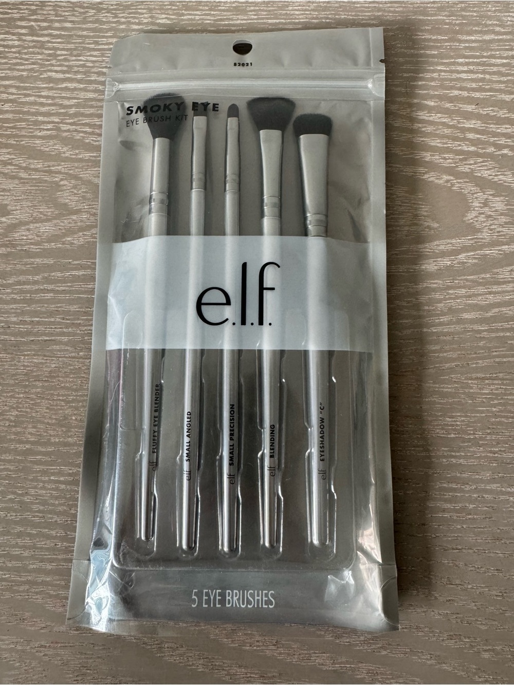 ELF Smoky Eye Brushes Kit, 5 Eye Brushes, New - Picture 2 of 4